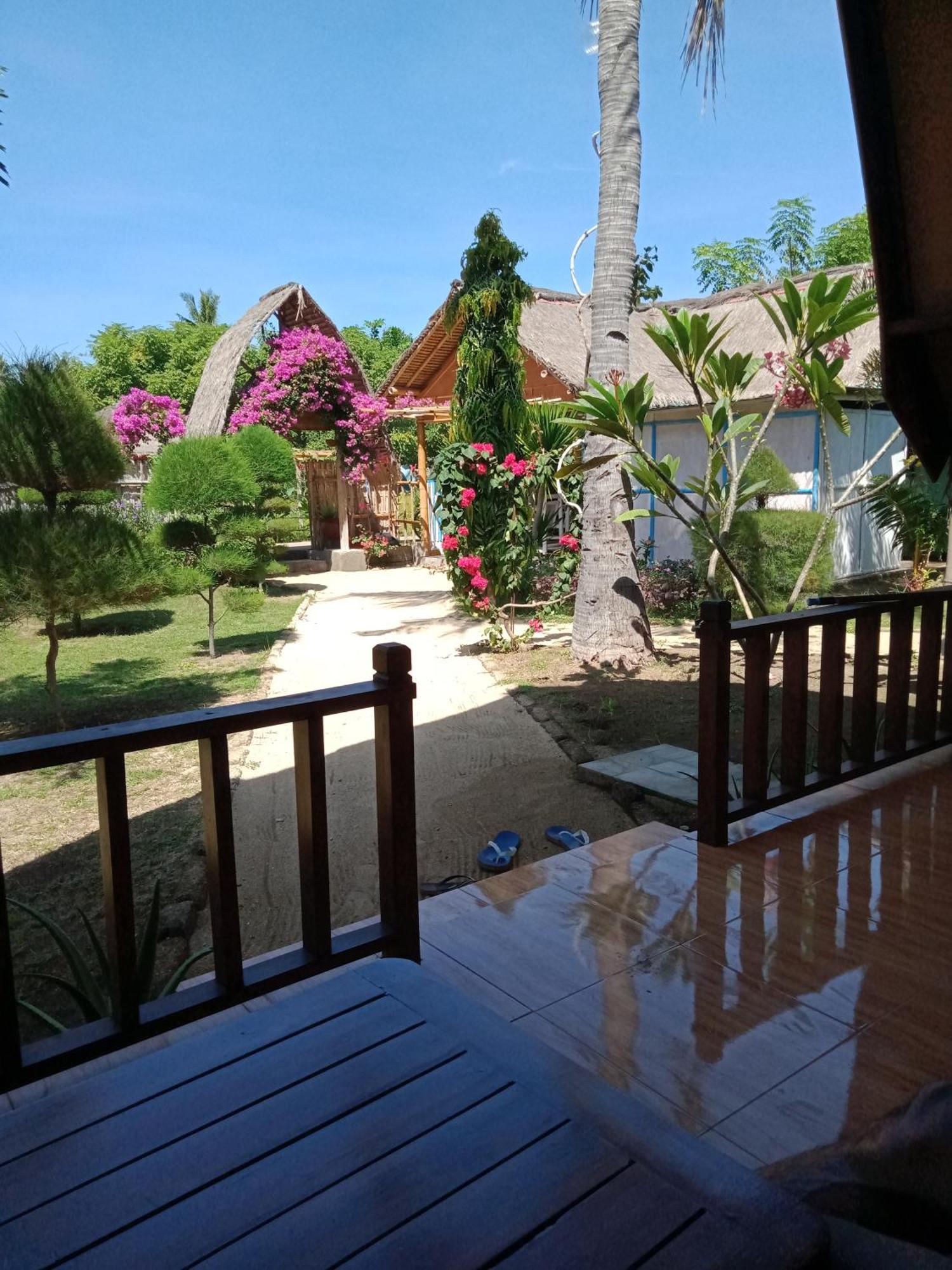 Ofal Lumbung Gili Air Extérieur photo