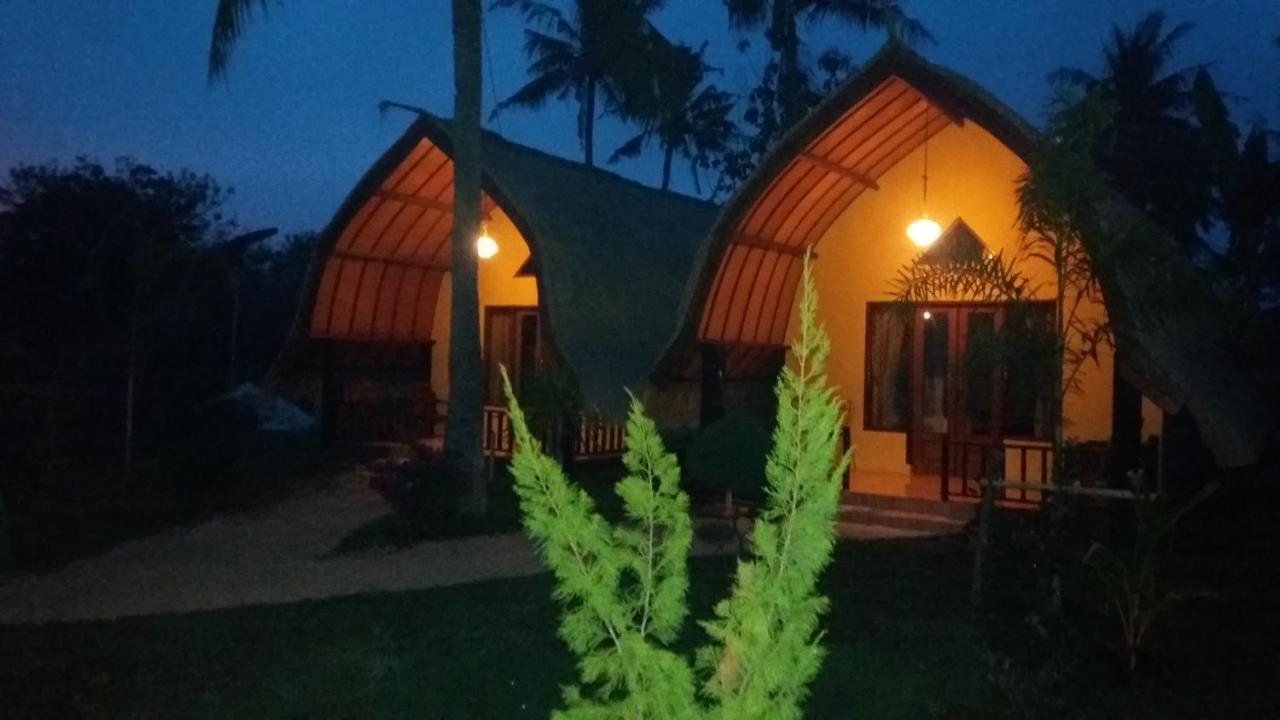 Ofal Lumbung Gili Air Extérieur photo